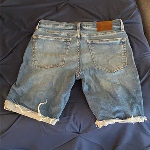 Hollister ripped jean shorts size w32